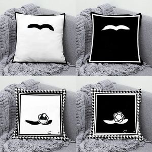 designer Luxury Letter pillow Quality bedding home room decor pillowcase couch chair Black and white car multisize men women casual pillows