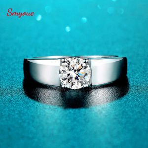 Smyoue D Color 1CT Ring for Men 925 Sterling Silver Simulation Diamond Wedding Band Classic Round Cut with GRA Ring 231225