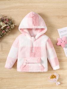 Little Girl Long Sleeved Hooded Sweater Cute Pink Plaid Jacket Plush Thickened Winter Clothes for 2 8 Years Children 231226