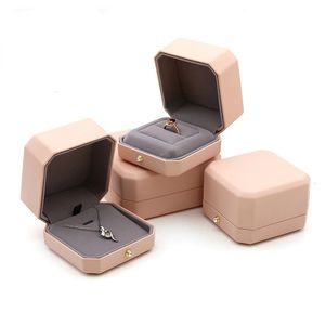 Pink Pu Leather Jewelry Box Diamond Ring Pendant Box Creative Necklace Box Armband Box 231226