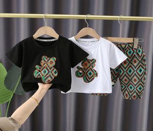 05 lat Summer Boy Clothing Zestaw Nowy swobodny moda aktywna Tshirt i Pant Kid Children Baby Toddler Boy Odzież 1643347