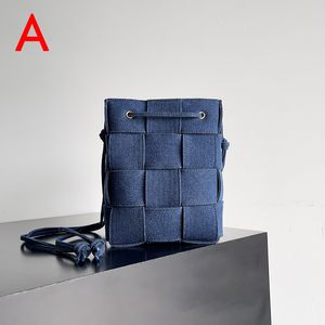 10a designers hinkväska lady axel väska äkta läder crossbody väska 14 cm delikat knockoff super_bagss med box yv038