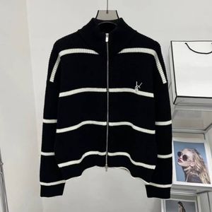 2024 여성을위한 새로운 봄과 가을 Monclo Zip-Up Wool Designer Lapel 니트웨어