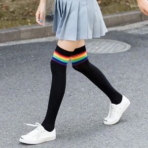 Meias femininas bonito arco-íris listras joelho-meias altas estilo preppy moda longa doce all-match mangueira de algodão feminino harajuku kawaii