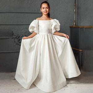 elegant Princess Ivory Puff Sleeves Flower Girl Dresses For Wedding 2024 Satin A-Line Boat Neck First Communion Gowns With Bow