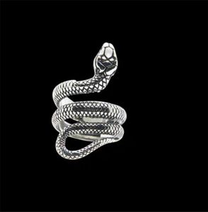 1PC Worldwide Animal Serpent Ring 316L Zespół ze stali nierdzewnej impreza biżuteria mody Cobra Cool Ring1487889