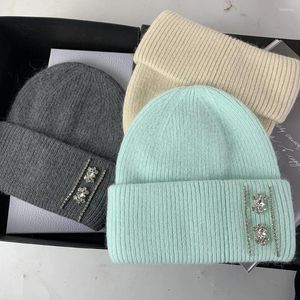 Berets Luxury Rhinestones Women's Knitted Hat Winter Warm Beanie Angora Fur Skullies Beanies Outdoor Walking Cold Skiing Cap