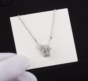 C Comet Necklace High Quality 925 Sterling Silver Top Importerad Diamond Temperament8915749