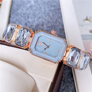 Mode Voll Marke Armbanduhren Frauen Mädchen Bunte Edelsteine Stil Stahl Metall Band Quarz Mit Luxus Logo Uhr SW72