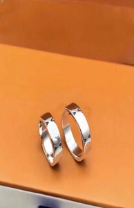 Top Luxury Designer Ring High Quality Sterling Silver 925 Lover Ring Masonic Rings Snap Jewelry China Direct Whole3393282