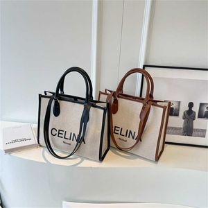 16 % Rabatt auf Designer-Tasche, neue Canvas-Schultertasche, große Kapazität, Pendler, modisch, lässig, vielseitig, High-End-Einkaufstasche mit Buchstabendruck