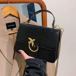 % 18 indirimli tasarımcı çanta kadınlar ışık lüks yeni çanta kış moda parlak taş desen yutkunma çanta boş zaman banliyö bir omuz crossbody