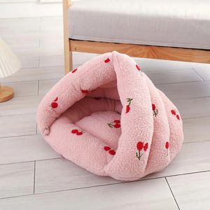 Cat Litter Bed Pet sleeping Bag Slippers Half-Enclosed Pet kennel Mat Small Dog Sleeping Bag Cat Supplies 231226