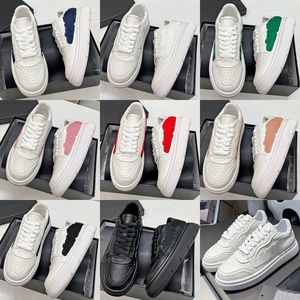 Läder basketskor mens klassiska designer skor kvinnor mode sneakers kung virvel skate skor nya par utomhus casual skor låg topp cowhide icke-halklägenheter