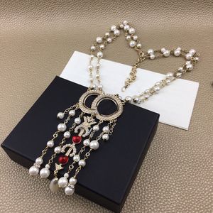 Luxury Brand Designer Sweater Chain Necklace Copper White Pearl Crystal Chains for women pendant necklaces designers woman Jewelry Gift In a Box G2312272XQ