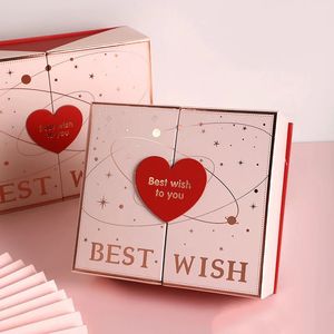 1 Love Gift Box con design a doppia porta Flower Changy Packaging Box Paper Party Wedding Decorazione regalo per il nuovo anno 231227