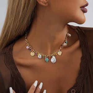 Hänge halsband naturstenskal imitation pärla kärlek halsband för kvinnor enkla mångsidiga kvinnors kassakedja smycken gåvor