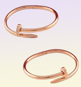 Com caixa de titânio em ouro rosa 316l aço inoxidável unhas de aço amor pulseira mens e mulheres adoram jóias de casamento3717632