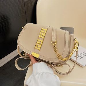 Designer Frauen Brieftasche 2024 Heißer Verkauf Retro Mode Temperament High-end-Textur Einfarbig Einzelne Schulter Diagonal Kreuz Tasche münze Geldbörsen7