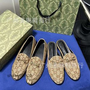Yeni Varış Tasarımcı Ayakkabı G At Toka Ayakkabı Kadın Yuvarlak Baş Düz Alt G Mektup Eski Çiçek Kumaş Düz Topuk Moda Ayakkabıları G Ayakkabı Xnyfl