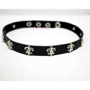 Designer Ch Cross Luxo Chromes Pingente Colar Preto Colar de Couro Feminino Personalizado Retro Trendy Masculino Clavícula Crochet Coração Neckchain Amante Presente Igi4