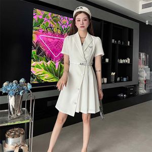 Projektant Elegancki temperament imprezowy garnitur mody Modny materiał Krótkie sukienki Rozmiar S-xl Emodern888