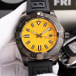 U1 Üst AAA Bretiling Avenger Otomatik Mekanik Saat 44mm Blackbird Keşif Uçak Sapphire Erkek Moda Trendi Su Geçirmez İş Tasarım Bilek Saati J1