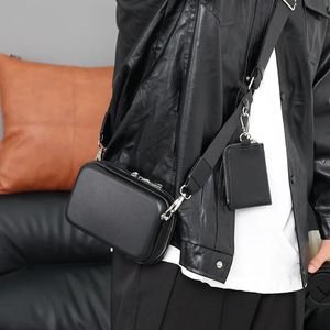 Modne męskie torby crossbody Pu skórzane unisex 2 sztyfie Pieki proste styl swobodny wysokiej jakości mini podróżny pakiet skrzyni 231226