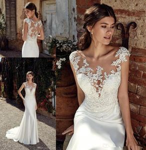 2020 New Scoop Neck Satin Mermaid Bohemia Wedding Dresses Cap Sleeves Tulle Lace Applique Plus Size Wedding Bridal Gowns robes de 6305111