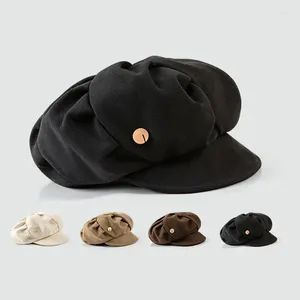 BERETS KVINNAS VINTER OKTOGONAL HATS Fashion Ladies Outdoor Daily Sboy Cap Autumn Girl Travel Eight Panel York