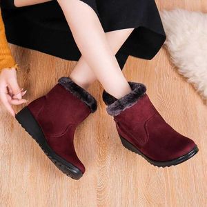 Snow Women Boots Plus Size Ladies Zipper Buty Platforma Kobieta Fur Wodoodporna kostka Punk Botas Mujer Winter 230922