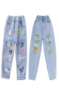 Kinder Mädchen Jeans Blumen Cartoon Lange Hosen Frühling Herbst Graffiti Malerei Druck Freizeithose mit Loch JYF 220222331m1517361