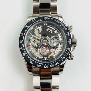 Mens Hollow Out Automatic Mechanical Watch 40mm الياقوت وظيفة الأزياء أعمال Wristwatch عرض الفولاذ المقاوم للصدأ