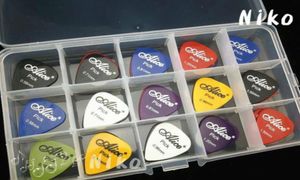 Lots of 200pcs Alice Acoustic Electric Guitar Picks Bass Plectrums1 Large Plastic Picks Box Case8028371