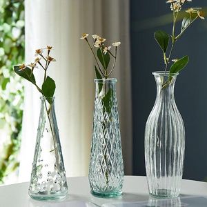 Vases French Retro Small Vase Embossed Glass Mini Flower Transparent Hydroponic Arrangement Living Room Decoration