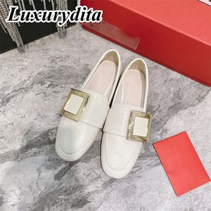 Högkvalitativa kvinnors loafers pumpar läder ensam bankett stilett catwalk lyxiga spetsiga hög klackar designer vivier platt balettskor mode klack damer mules g1942