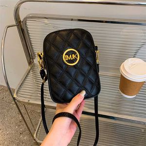 % 18 indirim Tasarımcı Çanta Doku Telefon Kadınlar için Sonbahar/Kış Yeni Moda Bir Omuz Crossbody Çanta Yumuşak Deri Çok Seyirci Küçük Kokulu Rüzgar Sıfır Cüzdan