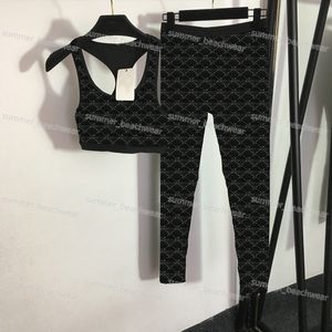 Women Yoga Wear Crew Neck Yoga Bra Yoga Leggings Suit Plaid Exercise Yoga Vest Summer Outdoor Sports Jogging Yoga Outfit