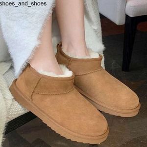 Chestnut Fur furry uggies boots Women Classic Ultra mini snow boot Aus suede Leather Australia Booties Suede Sheepskin short black white outdoor sneakers