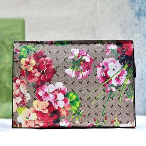 Unisex Clutch Wash Makeup Bag Women Handbag Fashion Letter Print Flower Clusters Cowhide Genuine Leathe High Quality Handbags Zipper Open