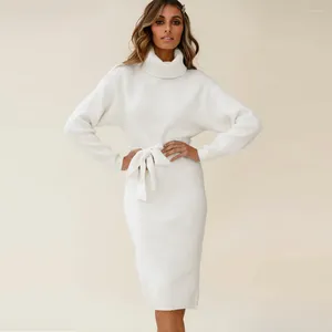 Abiti casual Abito maglione bianco per donna 2023 Streetwear Autunno dolcevita manica lunga lavorato a maglia aderente aderente abbigliamento a matita