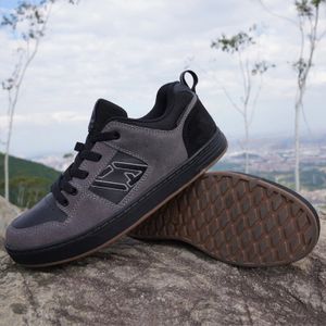 Scarpe da ciclismo per uomini avitus per pedali piatti Zapatillas MTB Scarpe per fr am dh bmx skate scarpe da montagna colorate durevoli 231227