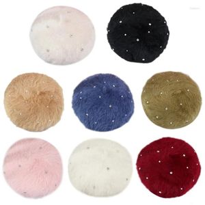 Basker franska kvinnor vinter fuzzy plysch glitter för strass faux pärla utsmyckad fast färg vintage målare beanie