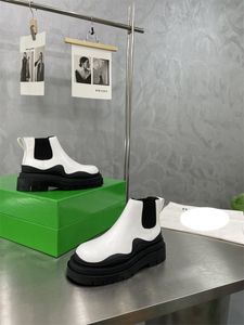 Scarpe da uomo di lusso in stile europeo e americano, scarpe da donna taglie forti, scarpe casual per coppie, scarpe basse, scarpe sportive, L'interno della pelle di pecora è morbido e senza rughe