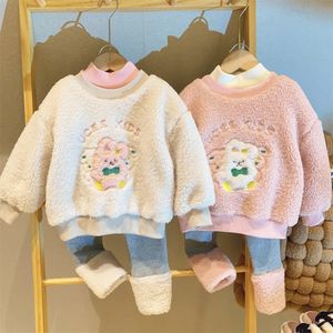 Set maglione addensato per ragazze Inverno Ragazza giovane carino morbido top in lana d'agnello più pile fondo caldo due pezzi per abbigliamento per ragazze 231226