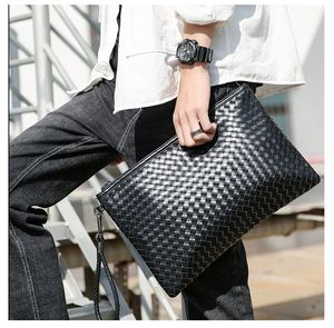 Designer Men Clutch Handbag Weave Clutch Bags Man Envelope Bag Luxury Wrist Bag Casual mode Multipla fickor inuti dold blixtlåsficka HBP Dicky0750 Dicky