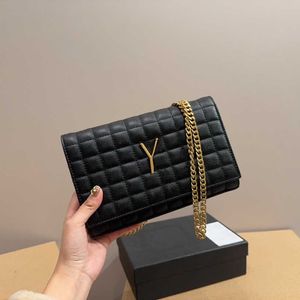 Lüks Crossbody Bag Tasarımcı Çanta Omuz Çantası Kadın Çanta Debriyaj Çanta Kamu Kamera Çanta Havyar Deri Zincir Çantalar Solid Lady Cüzdan Çantası 231215