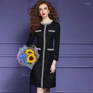 Casual Dresses Autumn Winter Luxury Beading Tweed Woolen Dress for Women Elegant Long Sleeve Sequined Black Vintage Party Dinner Vestido