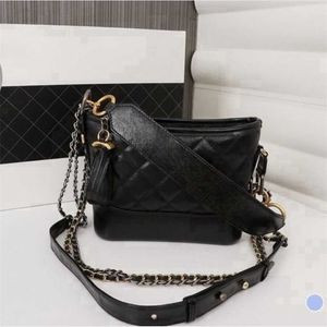 16 % RABATT auf die Designer-Tasche Boat Small Fragrant Wind Lingge Chain Luxury Wandering Echtes Leder Damen One-Shoulder-Crossbody-Unterarmtasche