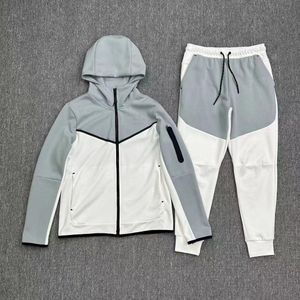 Tech Trainesuit Tasarımcı Erkek Kadın Pantolon Mens Tam Zip Hoodie Windrunner Sportswear Ceket Yansıtıcı Bel Kordosu Cep Bantlama Teknoloji Polar Qt